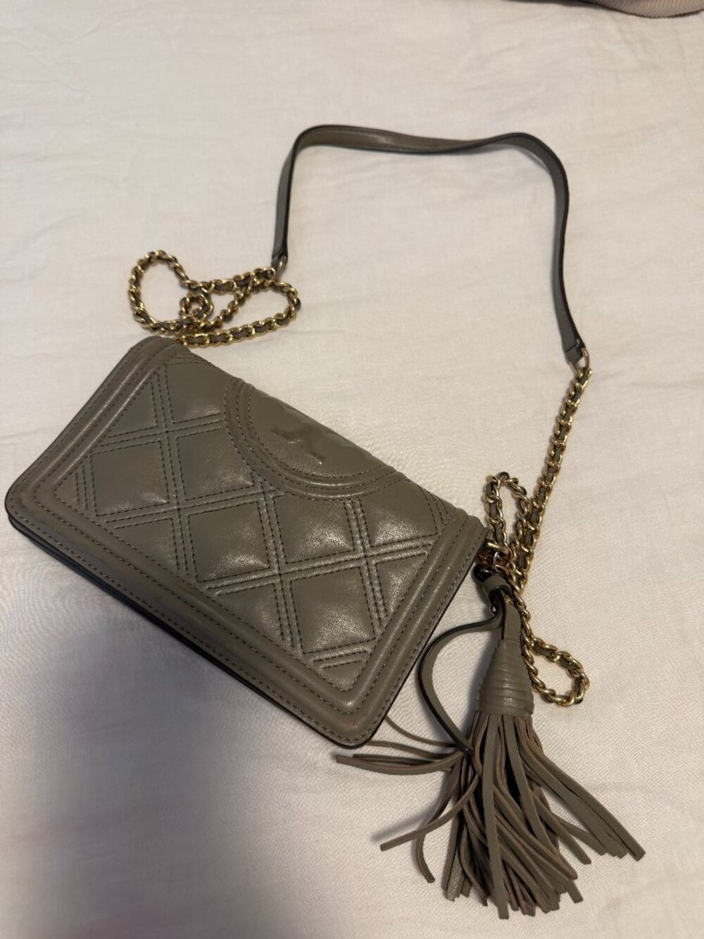 Tory Burch Fleming Soft Wallet Crossbody Bag with Gold Chain
